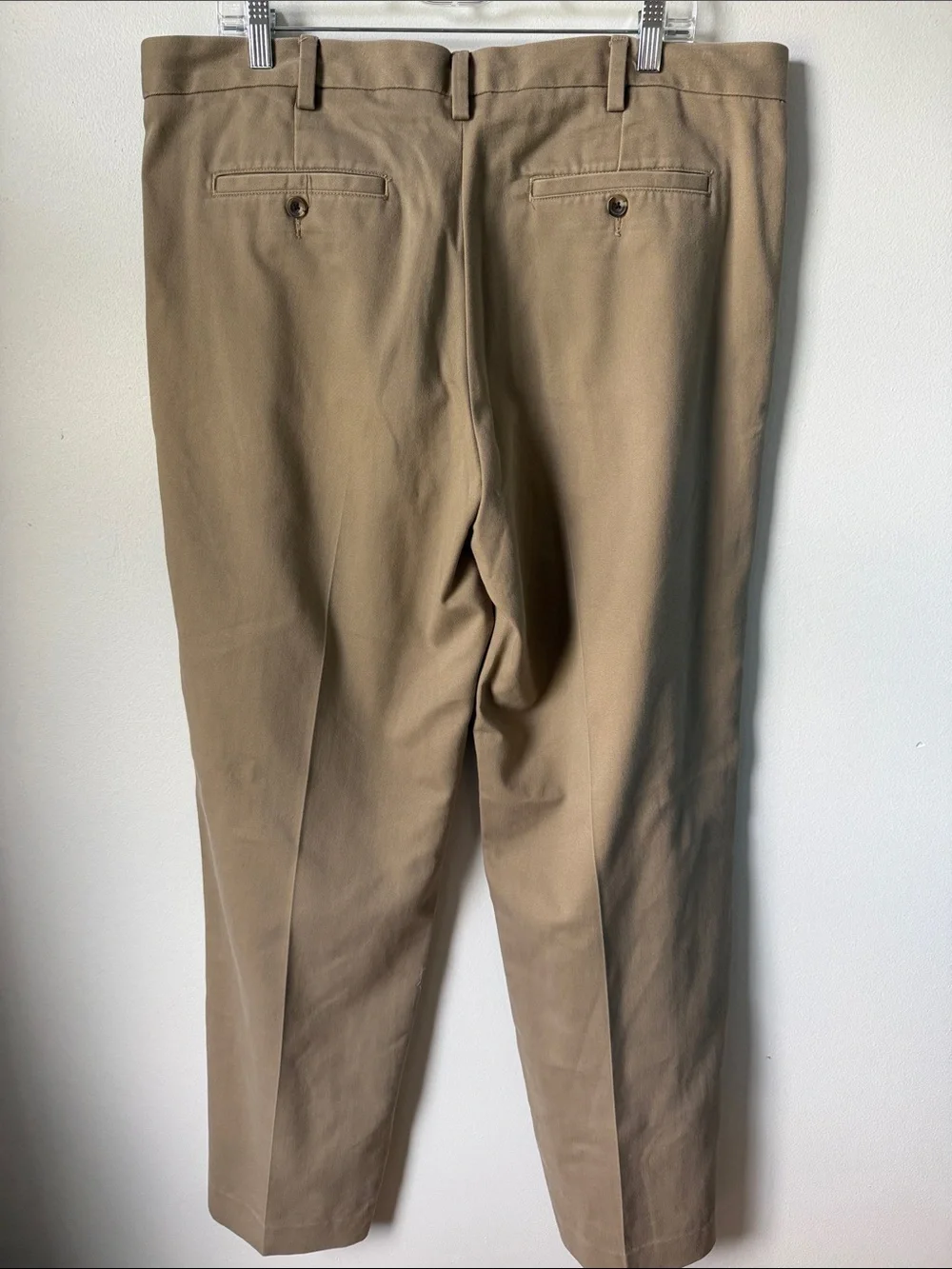 Eddie Bauer Men's Chino Pants in Khaki Tan 38-34